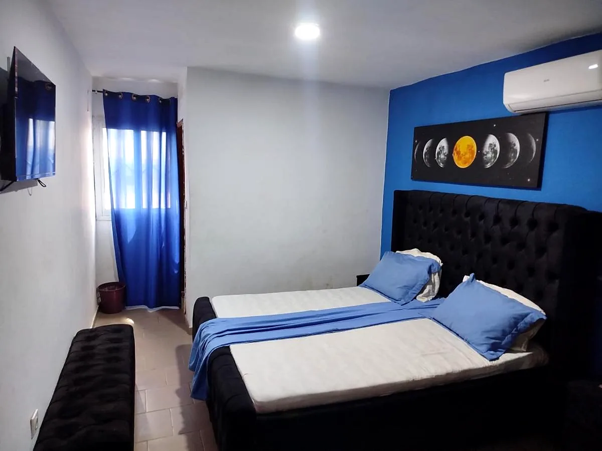 Chambre double avec salle de bain privative